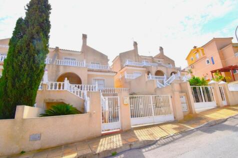 Blue Lagoon 3 bed Town house Villamartin