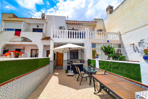 El Chaparral townhouse