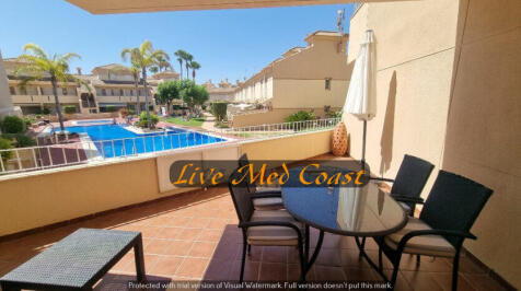 Albatros_apartment_pool_view1