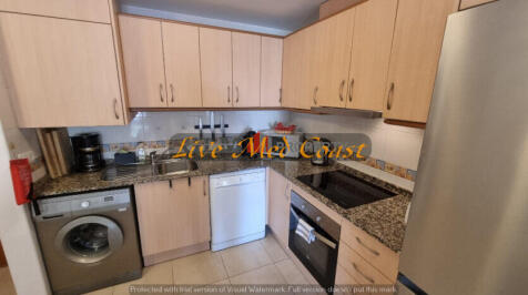 Puerto_Marina_apartment_pool_view6