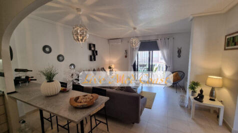 Playa_III_apartment_pool_view9
