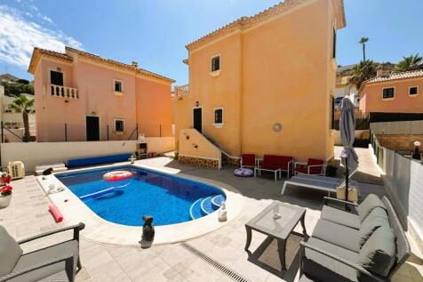 La_Marquesa_golf_Quesada_detached_with_pool