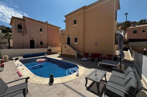 La marquesa Golf detached with pool