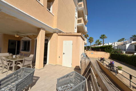 Beachside Cabo Roig Ground floor apartment (8)