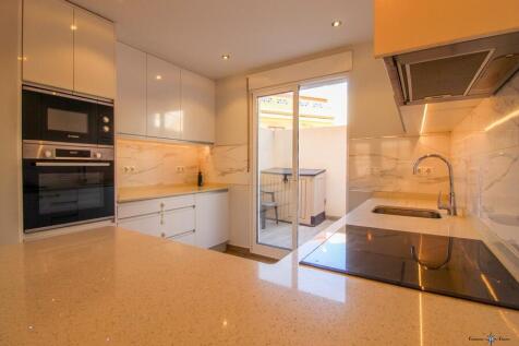 Modern reformed 2 bed apartment la zenia (19)