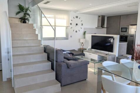 luxury villamartin villa with pool (8)