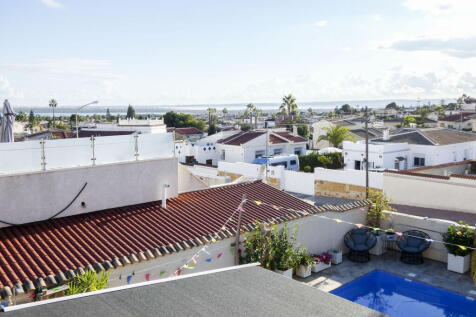 Ciudad Quesada Modern Villa Pool &amp; Summer Kitchen (34)