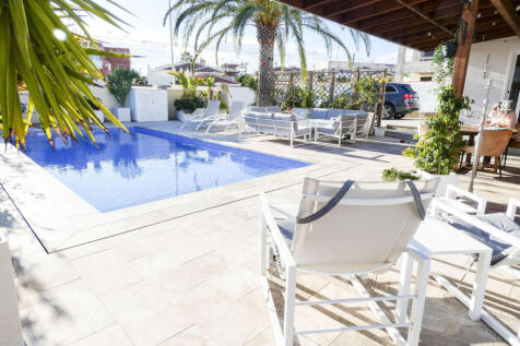 Ciudad Quesada Modern Villa Pool &amp; Summer Kitchen (40)