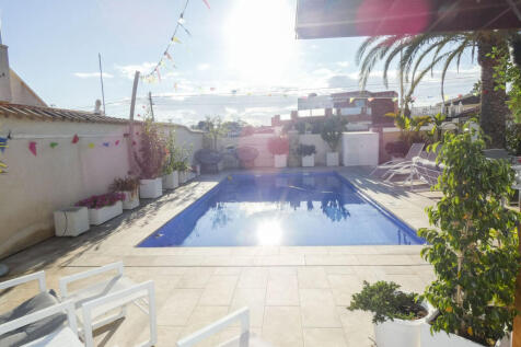 Ciudad Quesada Modern Villa Pool &amp; Summer Kitchen (42)