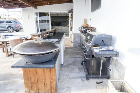 Ciudad Quesada Modern Villa Pool &amp; Summer Kitchen (47)