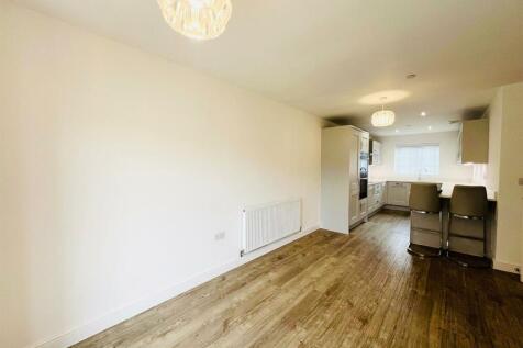 Open Plan Living / Dining Kitchen