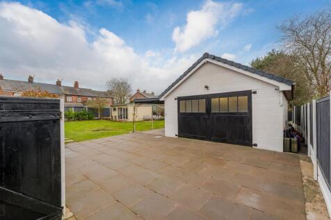 Double Garage