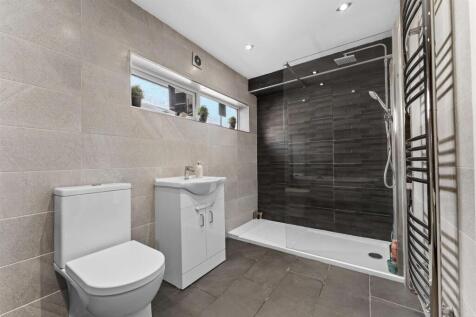 Modern Bathroom