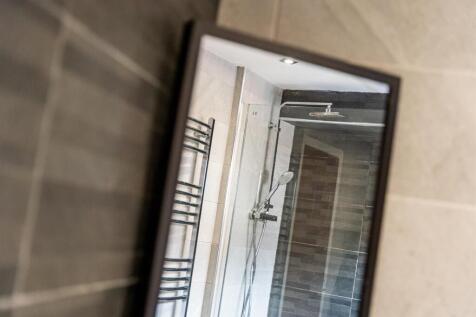 Modern Bathroom