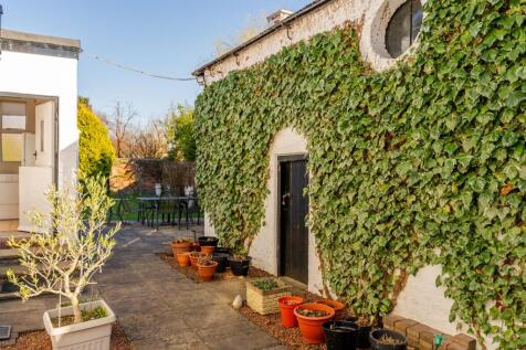 Detached Coach House