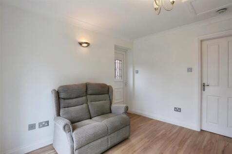 Lounge Kitchen Area