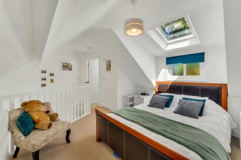 Two Storey Modern Annex