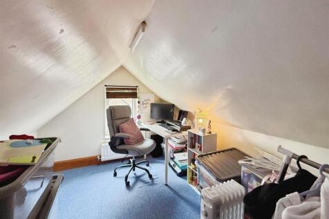 Office Space/Snug