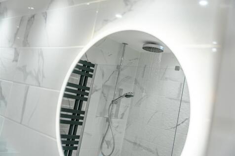 Modern Bathroom