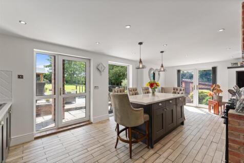 Modern Kitchen Diner