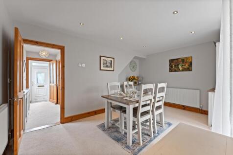 10 Rayleigh Avenue, Cheshire._-12.jpg