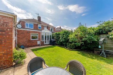 10 Rayleigh Avenue, Davenham-6.jpg