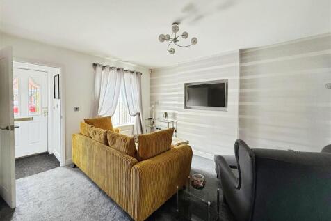Lounge / Dining Room