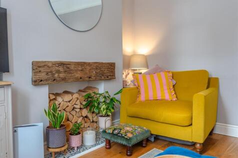 Cozy Lounge