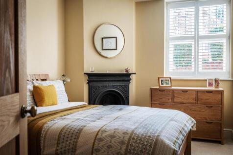 Apt-1-Little-Tangley-8.jpg