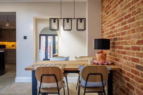 2_Grantley_House-5.jpg