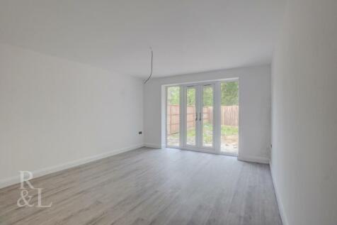 Willow Woods Close (11).jpg