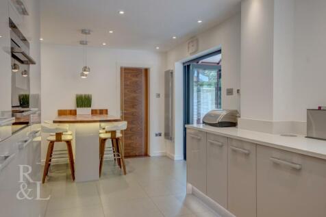 Coopers Close (18).jpg
