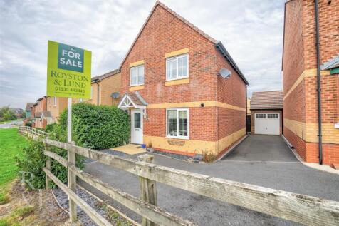 12 Bluebell Grove (1).jpg