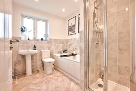 9 Ivatt Close (15).jpg