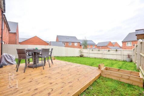 9 Ivatt Close (2).jpg