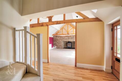 6 Meadow Lane (30).jpg