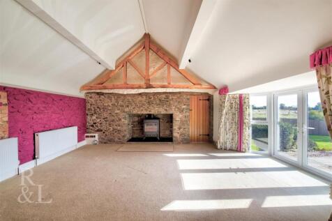 6 Meadow Lane (25).jpg
