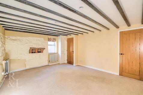 6 Meadow Lane (22).jpg