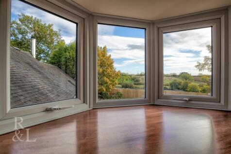6 Meadow Lane (40).jpg