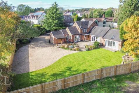 6 Meadow Lane (19).jpg