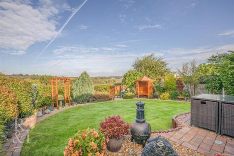 3 Boncroft Gardens (29).jpg