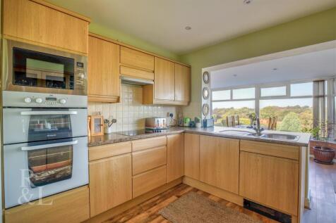 3 Boncroft Gardens (22).jpg