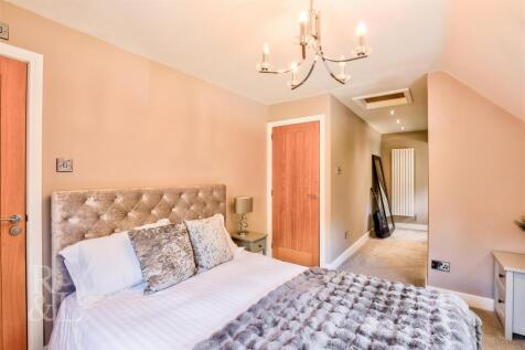 3 Cliftonthorpe Meadows (22).jpg