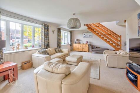 20 Hough Hill (6).jpg