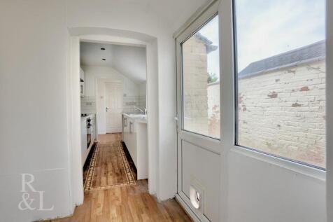 75 Lansdowne Road (8).jpg