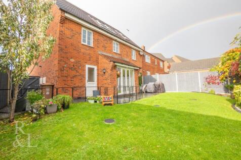 19 Westminster Drive+ (3).jpg