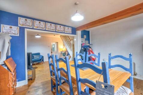 5 Alexandra Road (9).jpg