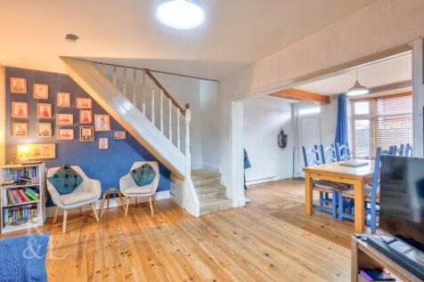 5 Alexandra Road (10).jpg