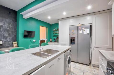 5 Alexandra Road (6).jpg