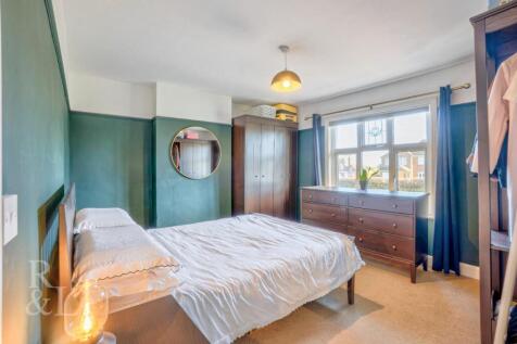 243 Burton Road (21).jpg